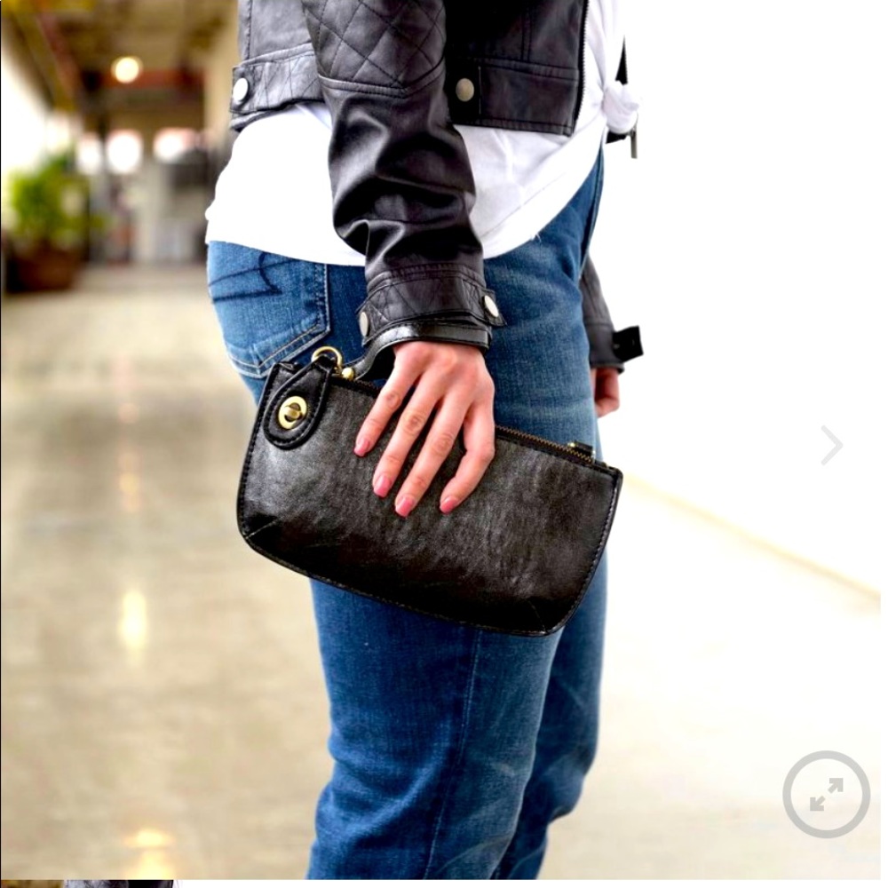 NWOT Joy Susan Lustre Lux Crossbody Wristlet Clutch